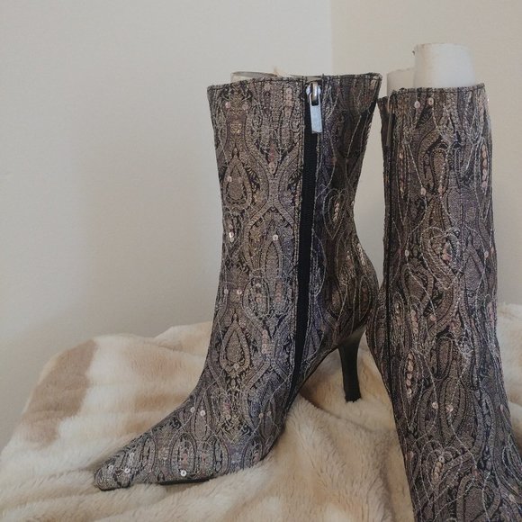 Anne Michelle Kerber Brocade Boots - Size 8 NWOB - Picture 3 of 9